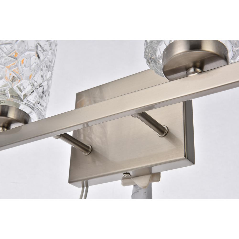 Cassie 4 lights bath sconce in satin nickel with clear shade. Picture 3