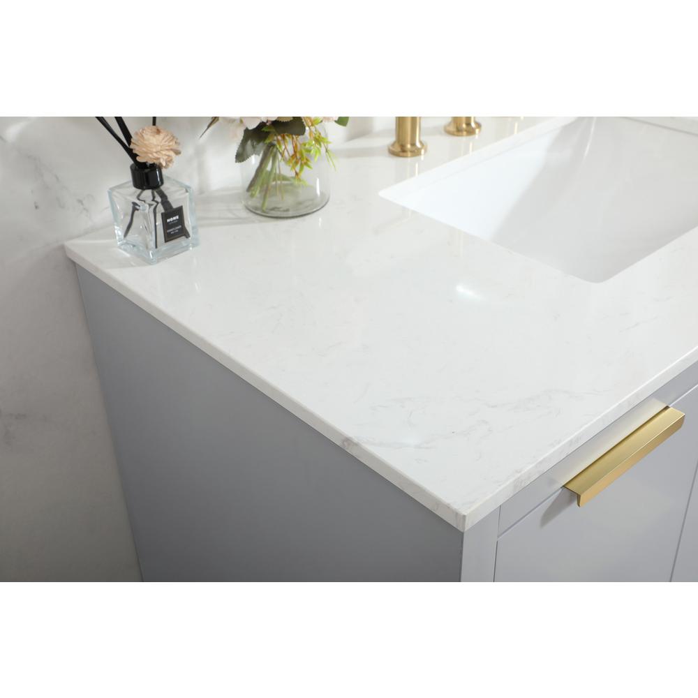 42 inch Single bathroom vanity in grey. Picture 5