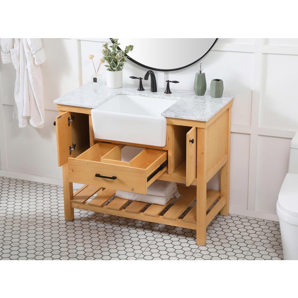 42 inch Single bathroom vanity in natural wood. Picture 3