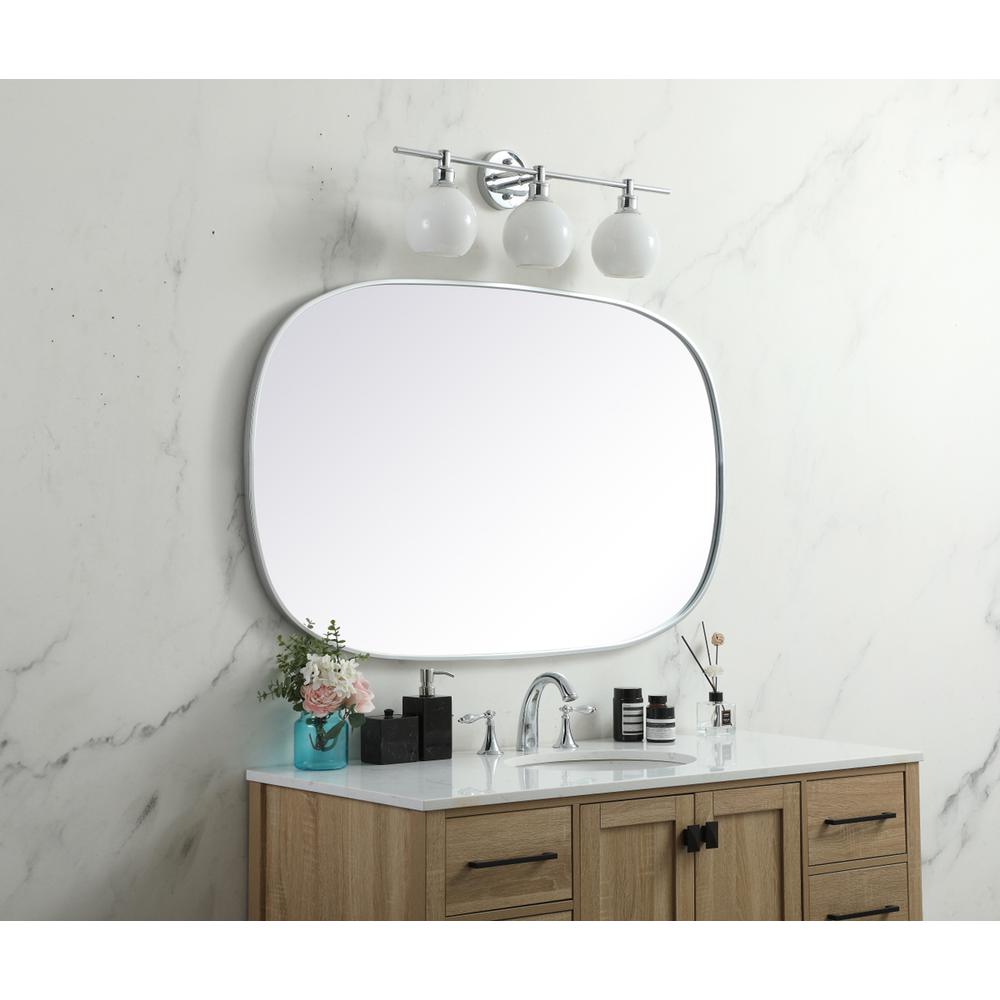 Metal Frame Oval Mirror 30x48 Inch in Silver. Picture 2