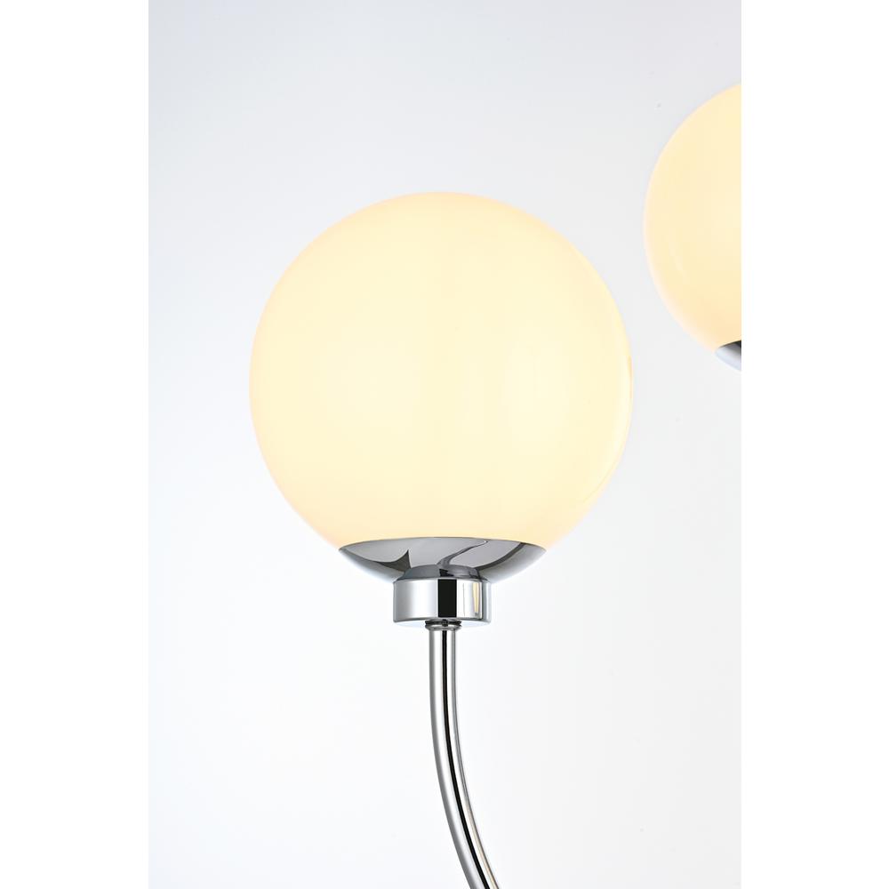Nyomi 42 inch chandelier in Chrome. Picture 5
