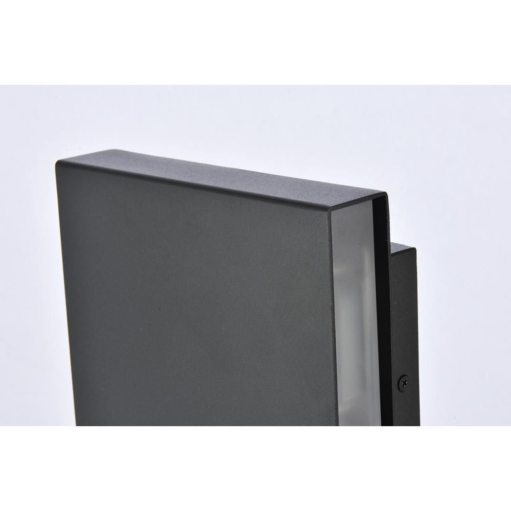 Raine Integrated LED wall sconce  in black. Picture 3