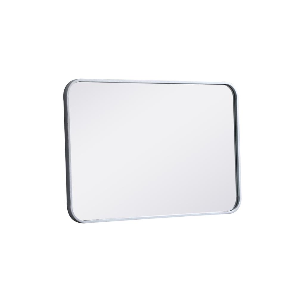 Soft corner metal rectangular mirror 20x30 inch in Silver. Picture 7