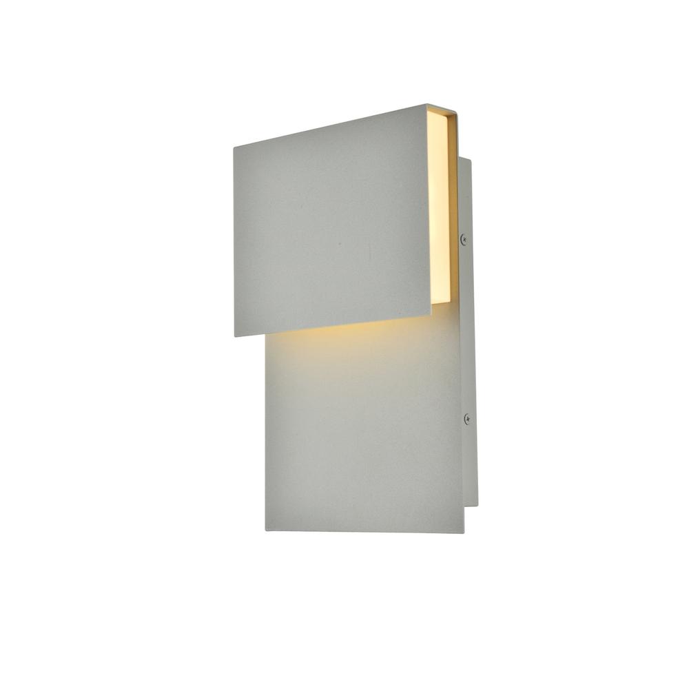 Raine Integrated LED wall sconce  in silver. Picture 6