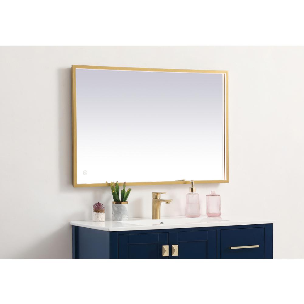 Pier 24x36 inch LED mirror with adjustable color temperature. Picture 3