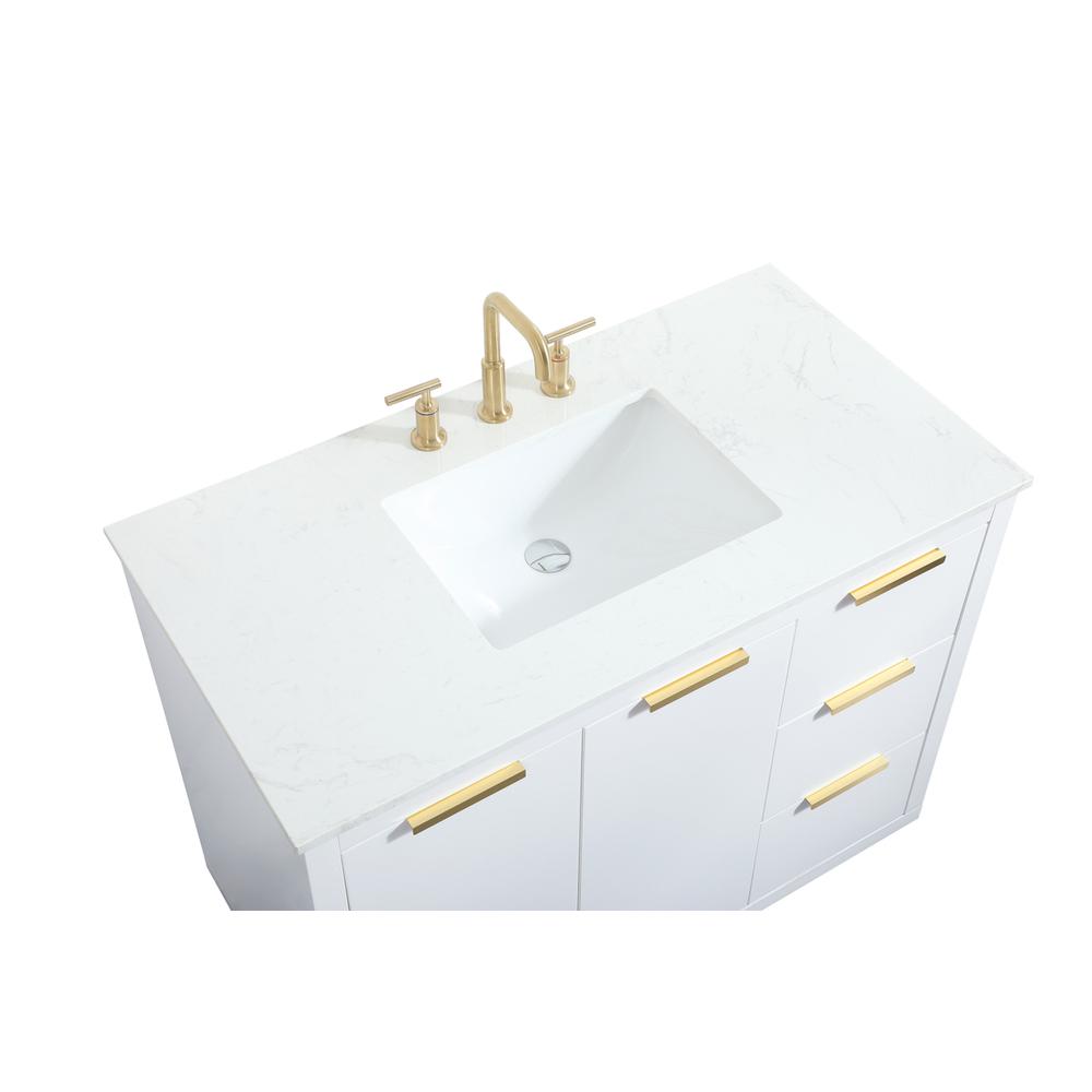 42 inch Single bathroom vanity in white. Picture 10