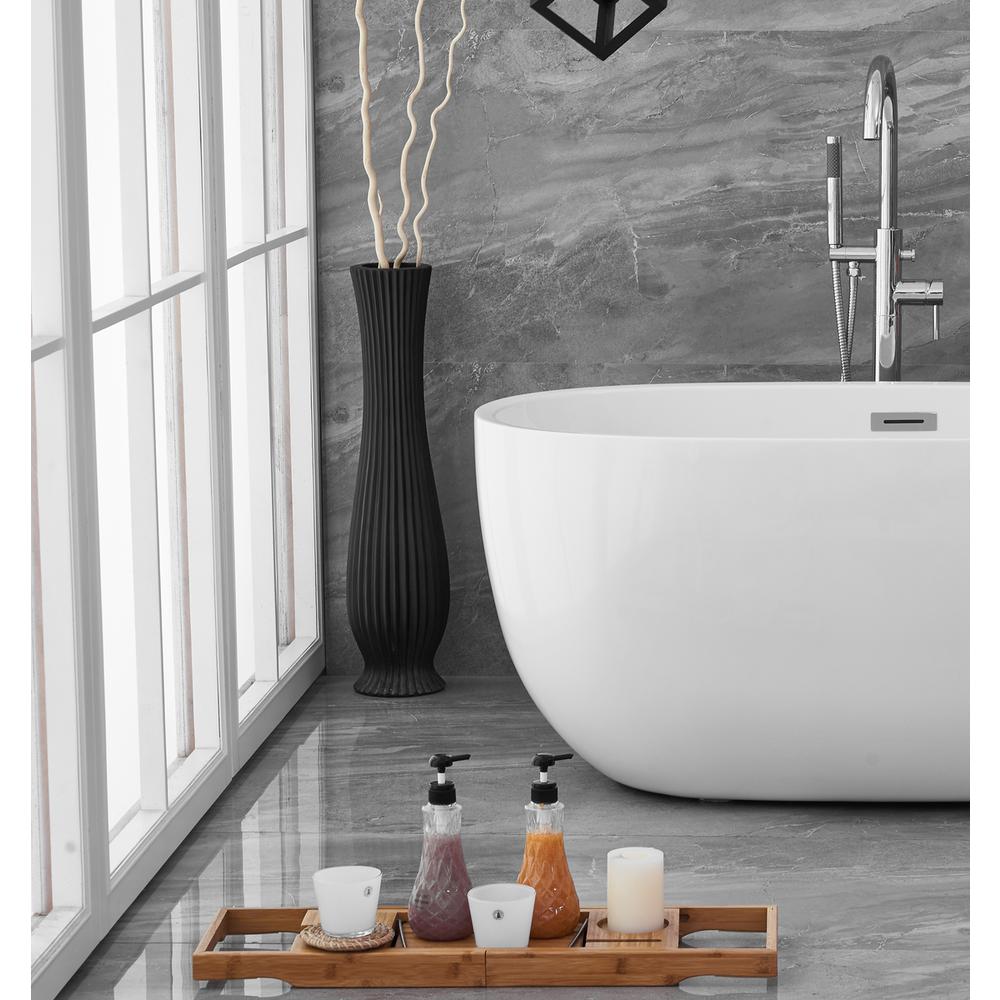 54 inch soaking roll top bathtub in glossy white. Picture 5