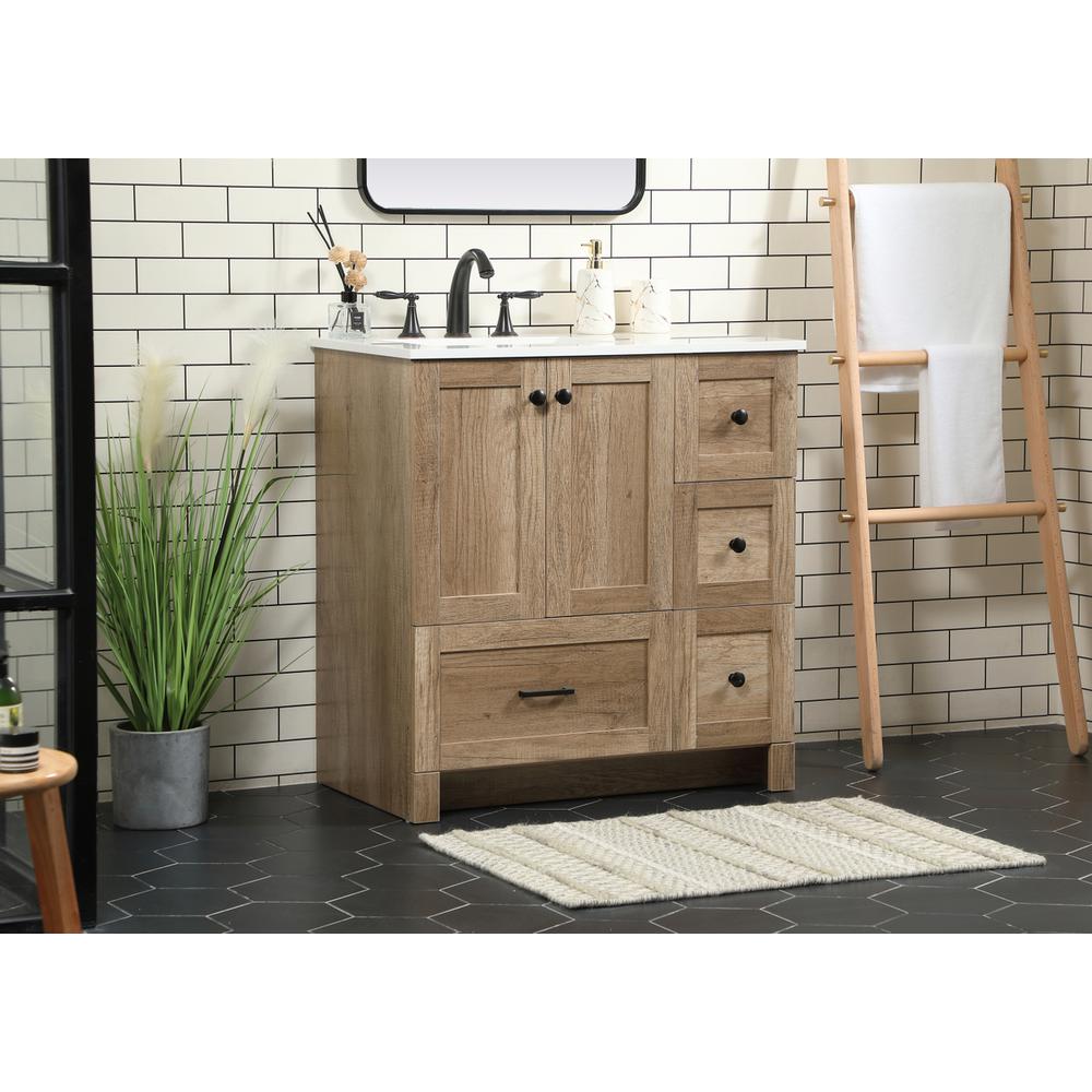 32 inch Single bathroom vanity in natural oak. Picture 2