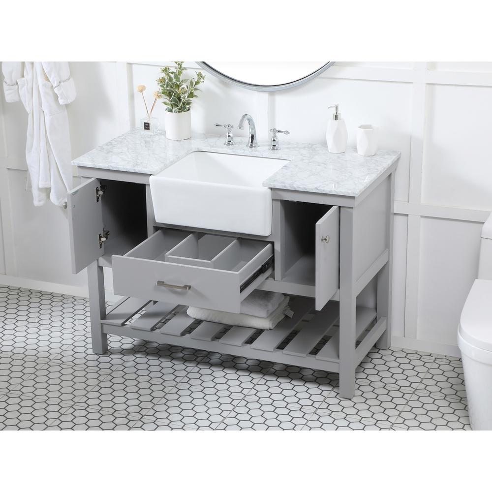 48 inch Single bathroom vanity in grey. Picture 3