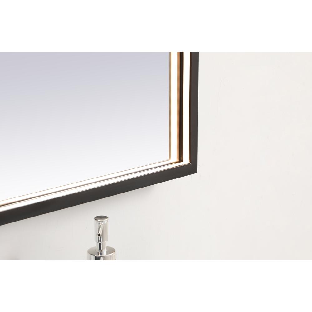 Pier 24x30 inch LED mirror with adjustable color temperature. Picture 6