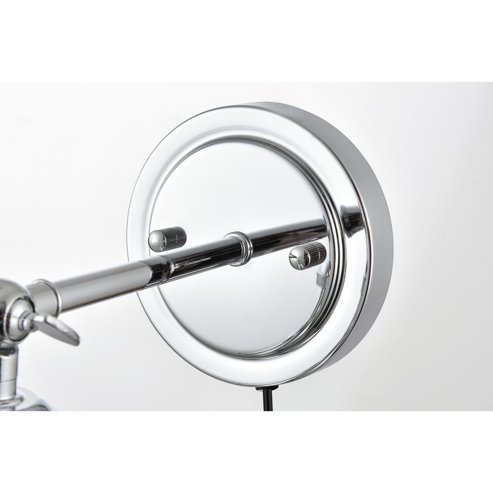 Wesson 1 light Chrome and Clear plug in wall sconce. Picture 4