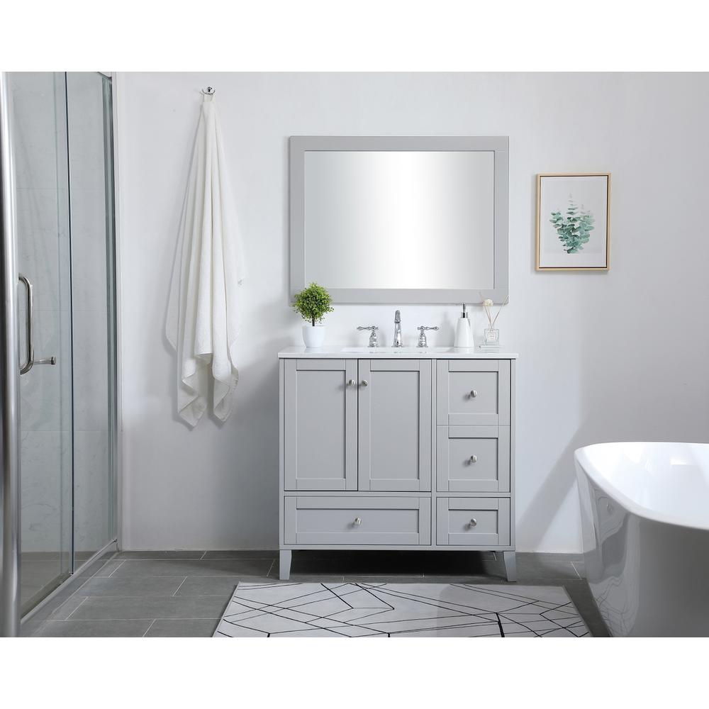 36 inch Single Bathroom Vanity in Grey. Picture 6