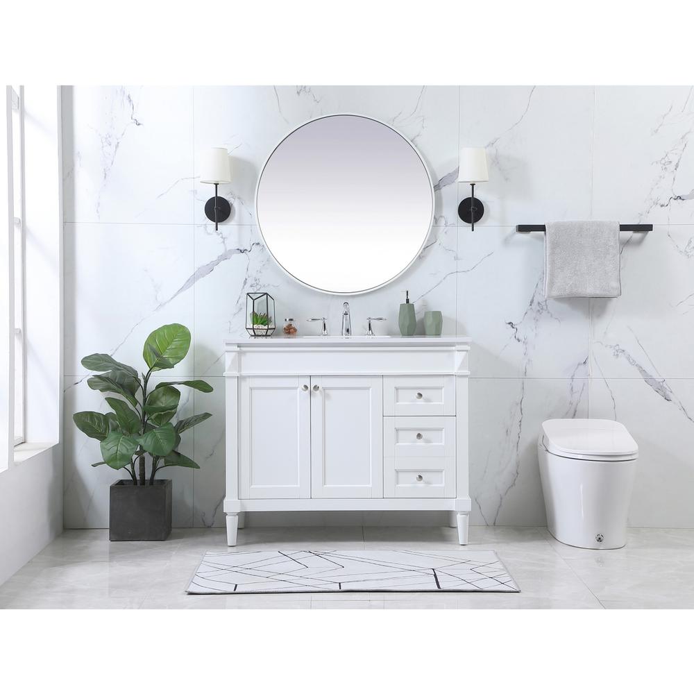 42 inch Single bathroom vanity in white. Picture 4