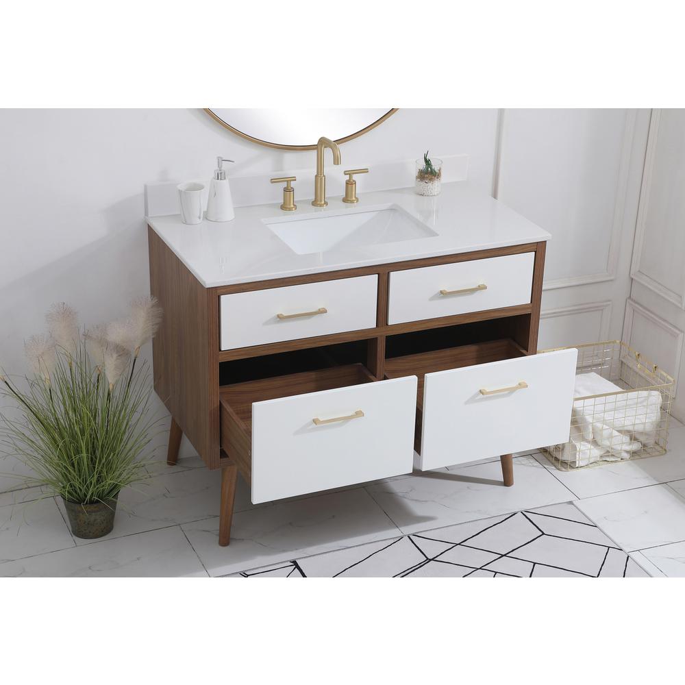 42 inch bathroom Vanity in White with Backsplash. Picture 3
