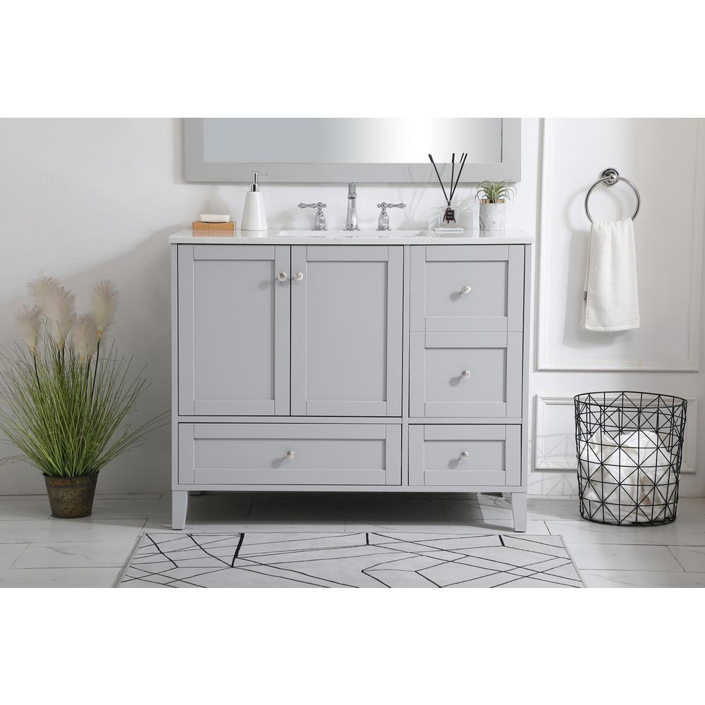 42 inch Single Bathroom Vanity in Grey. Picture 14
