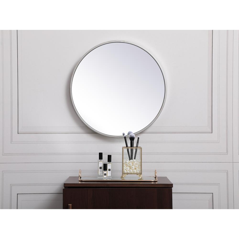 Metal frame round mirror 18 inch in silver. Picture 6