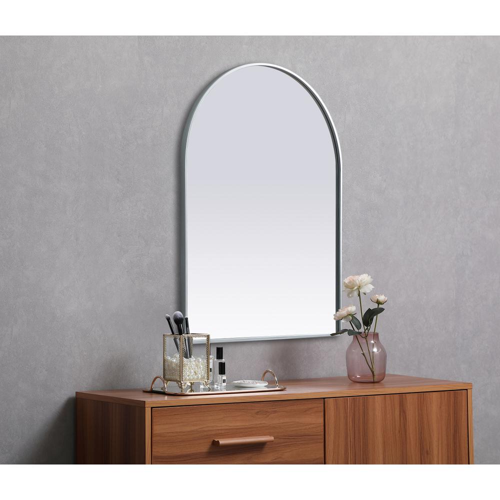 Metal Frame Arch Mirror 27x36 Inch in Silver. Picture 4