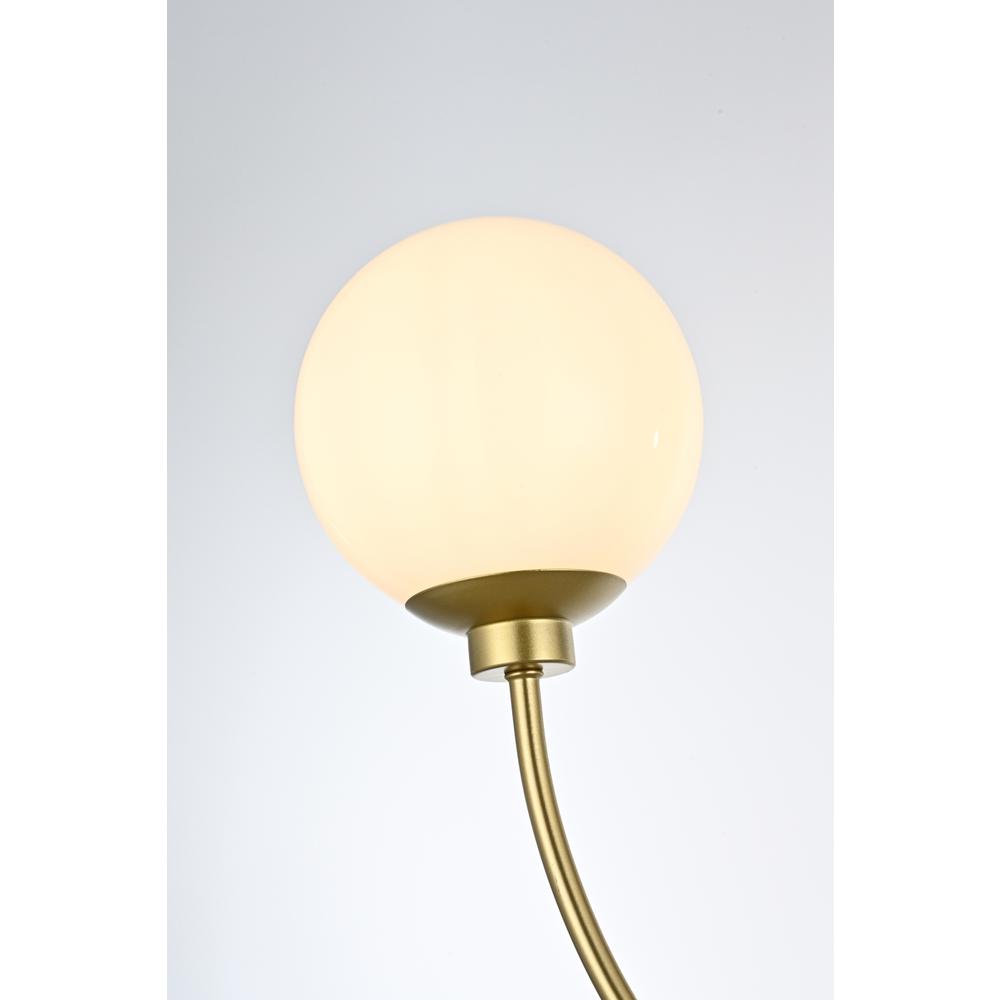 Nyomi 30 inch chandelier in Brass. Picture 5
