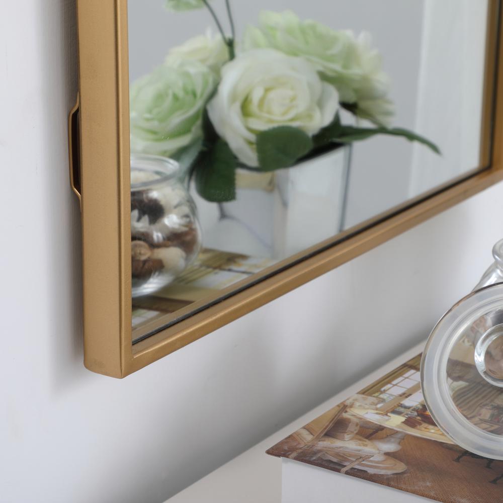 Metal frame rectangle mirror 18 inch in Brass. Picture 9
