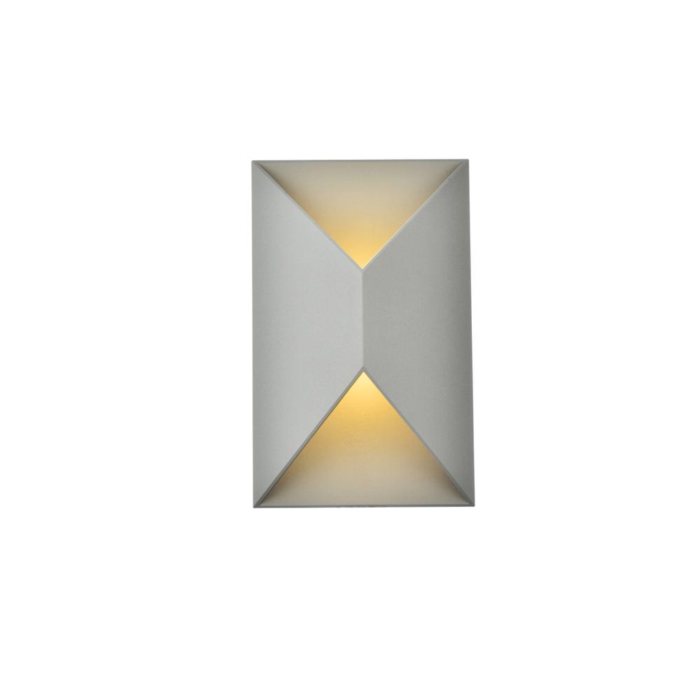 Raine Integrated LED wall sconce  in silver. Picture 1