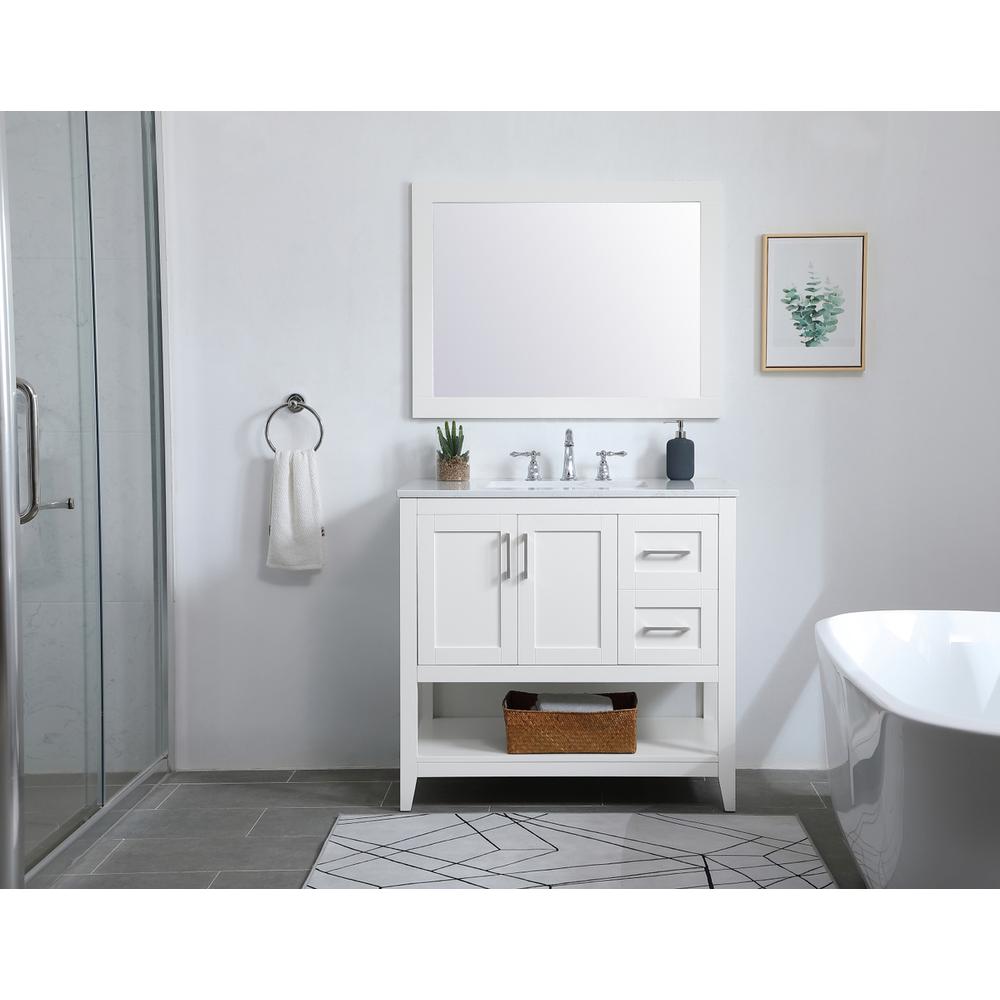 36 inch Single Bathroom Vanity in White. Picture 6