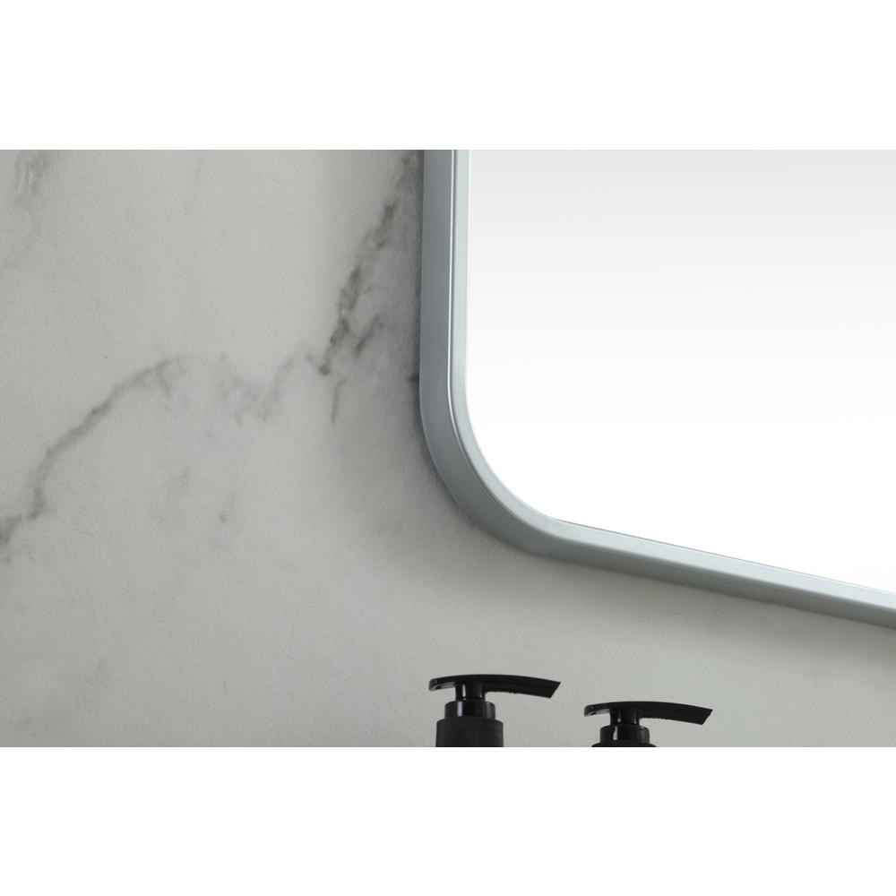 Soft corner metal square mirror 24x24 inch in Silver. Picture 6