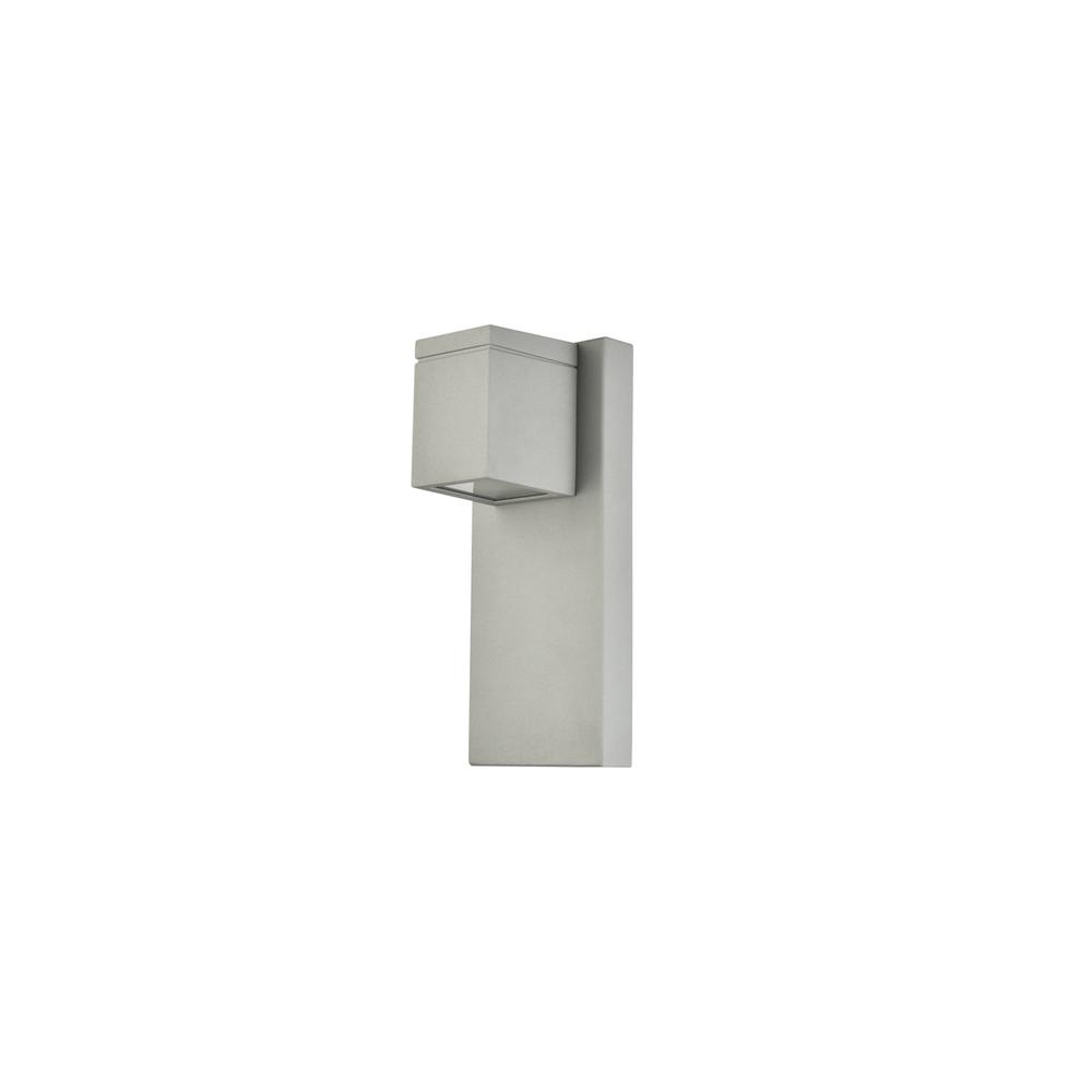 Raine Integrated LED wall sconce in silver. Picture 6