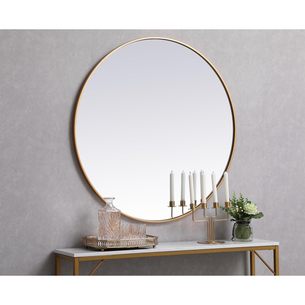 Metal frame round mirror 39 inch in Brass. Picture 2