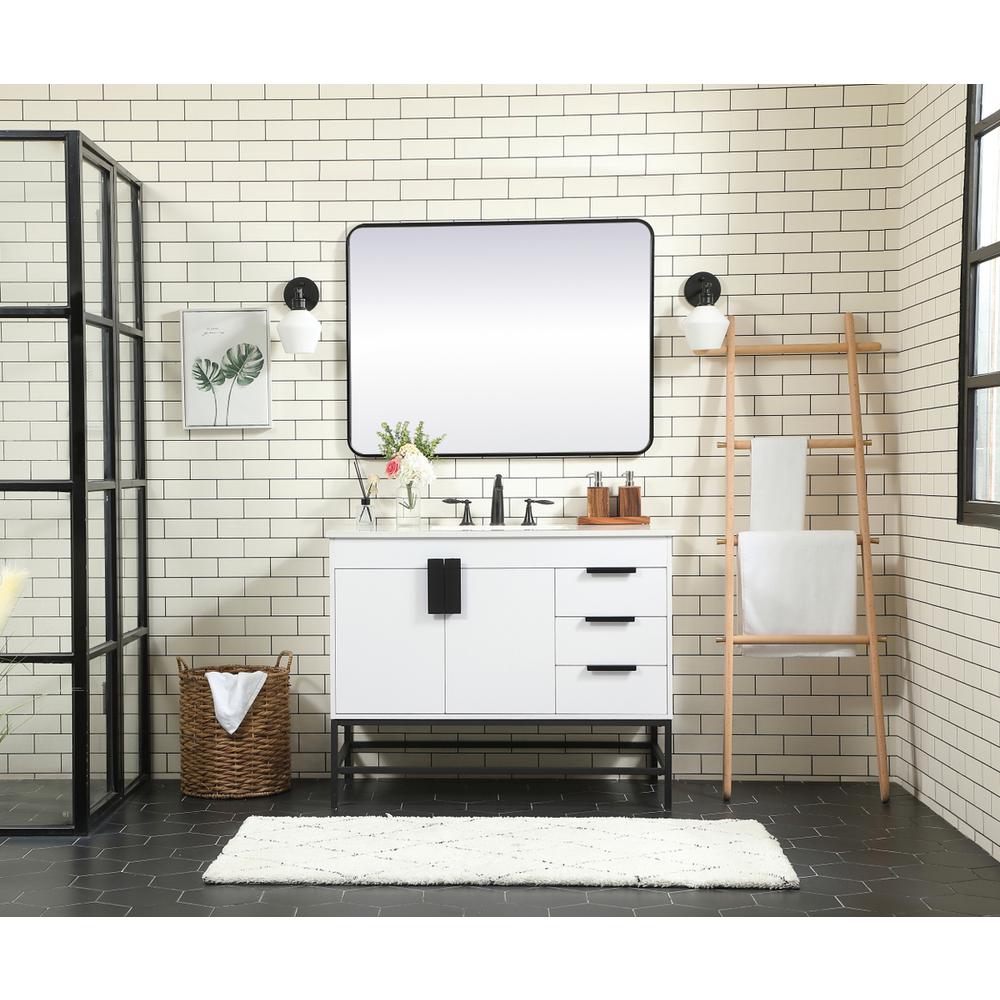 42 inch Single bathroom vanity in white. Picture 4