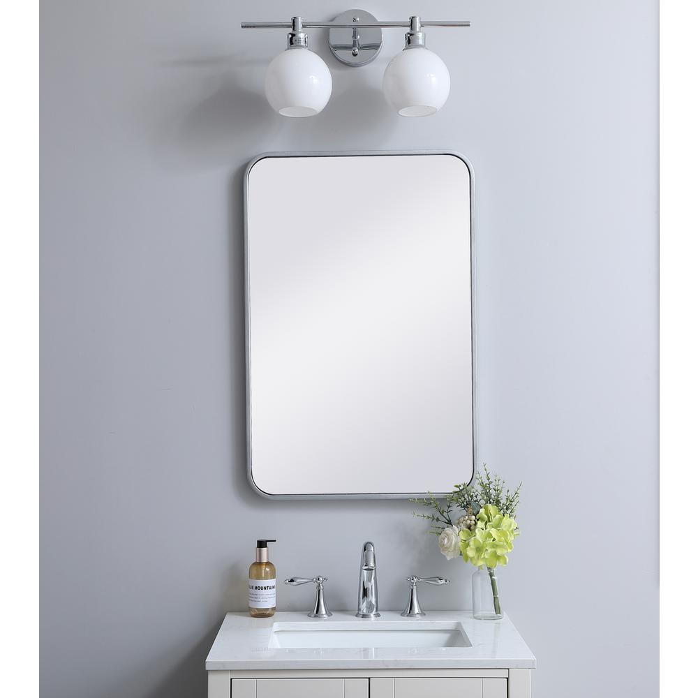 Soft corner metal rectangular mirror 20x30 inch in Silver. Picture 9