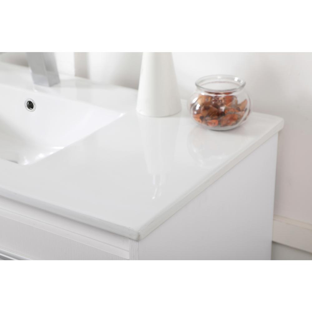40 inch  Single Bathroom Floating Vanity in White. Picture 4