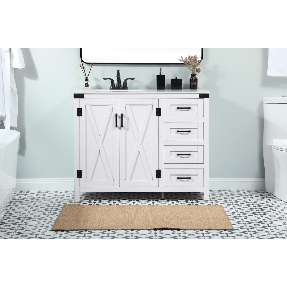 42 inch Single bathroom vanity in white. Picture 14