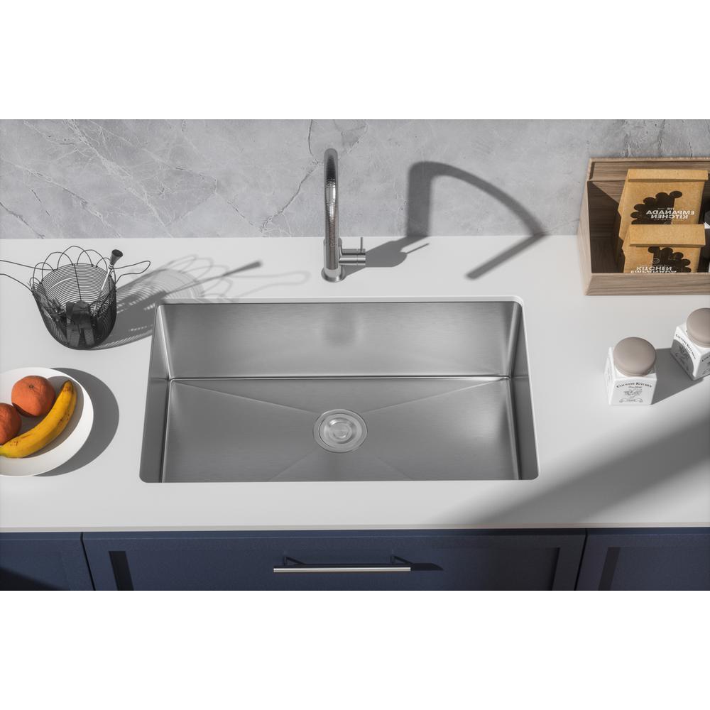 Stainless Steel undermount kitchen sink L32''xW19'' x H10". Picture 10