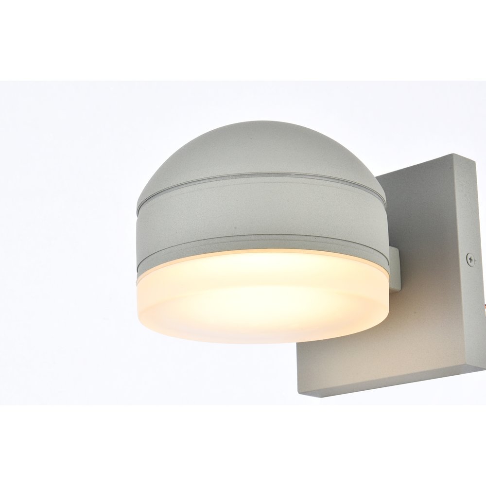 Raine Integrated Led Wall Sconce In Silver. Picture 3