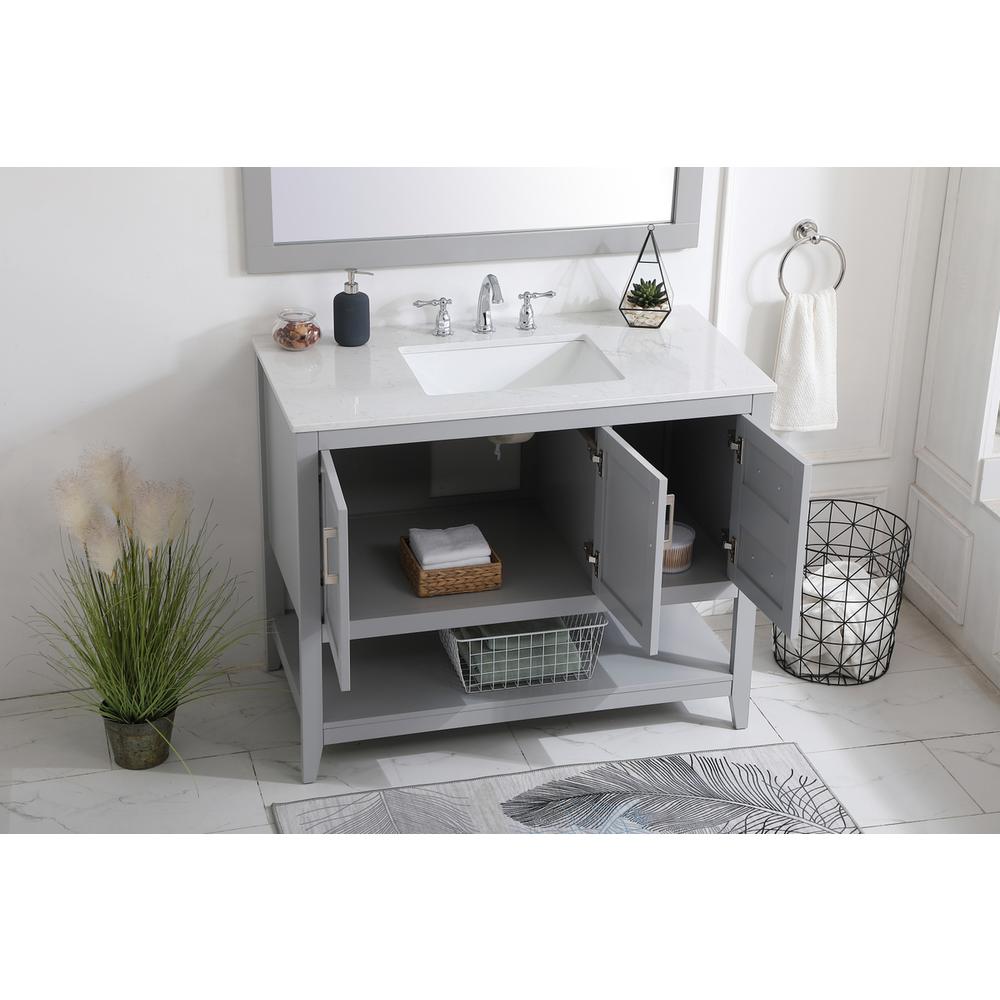 42 inch Single Bathroom Vanity in Grey. Picture 3