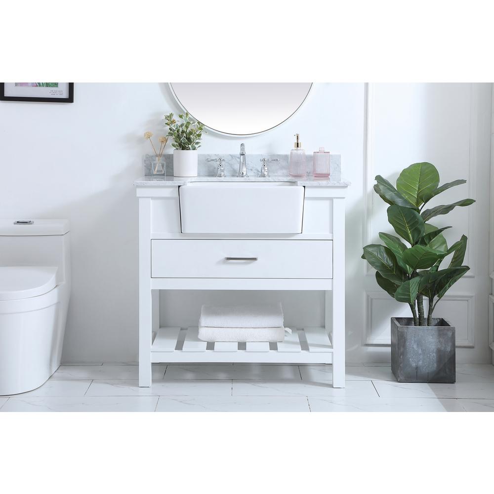 36 inch Single bathroom vanity in white with backsplash. Picture 14