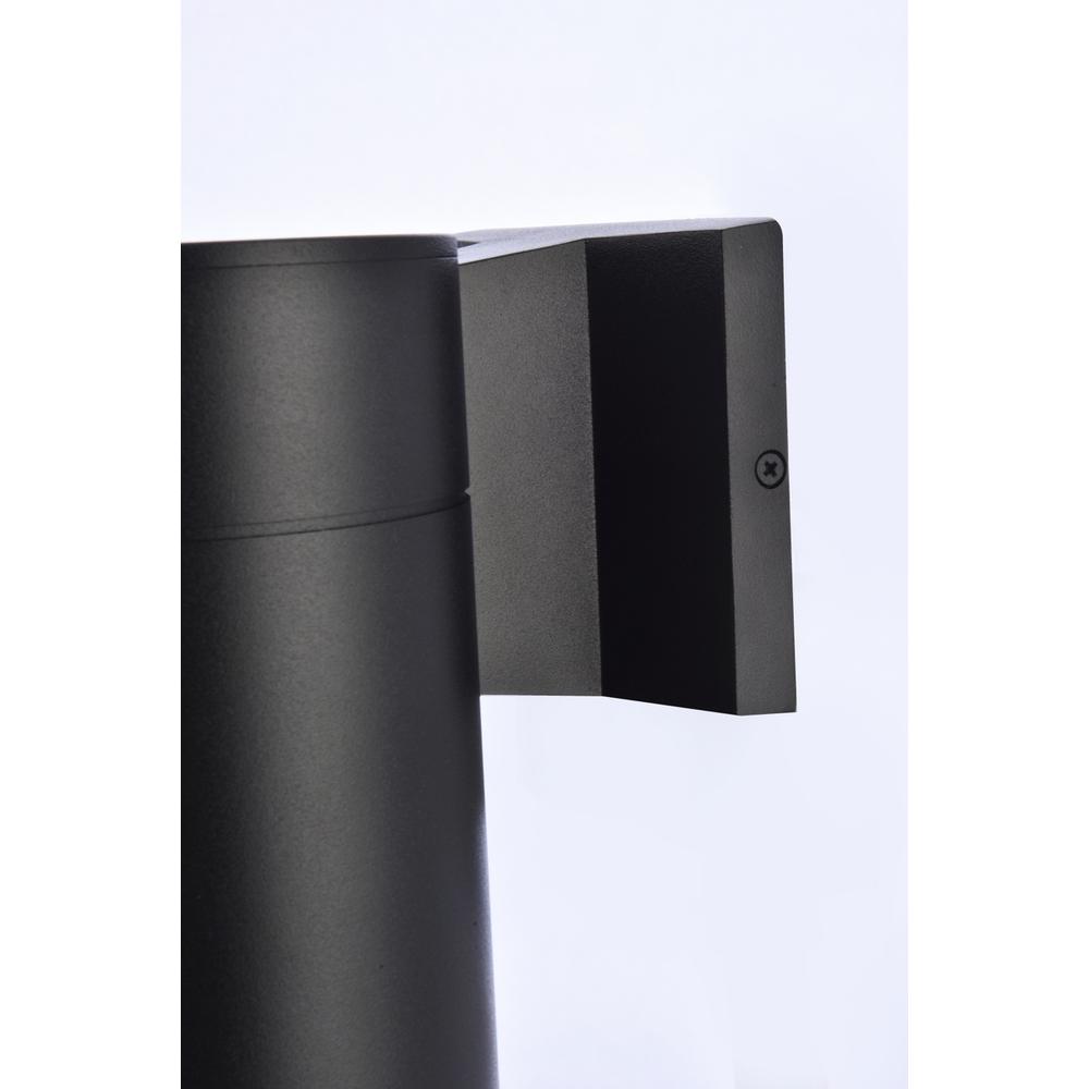 Raine Outdoor Wall in black. Picture 4
