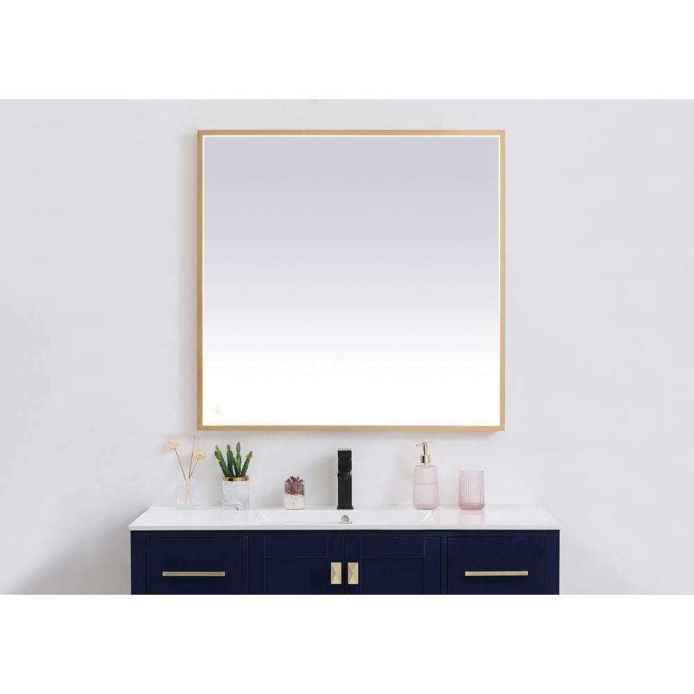 Pier 36x36 inch LED mirror with adjustable color temperature. Picture 10