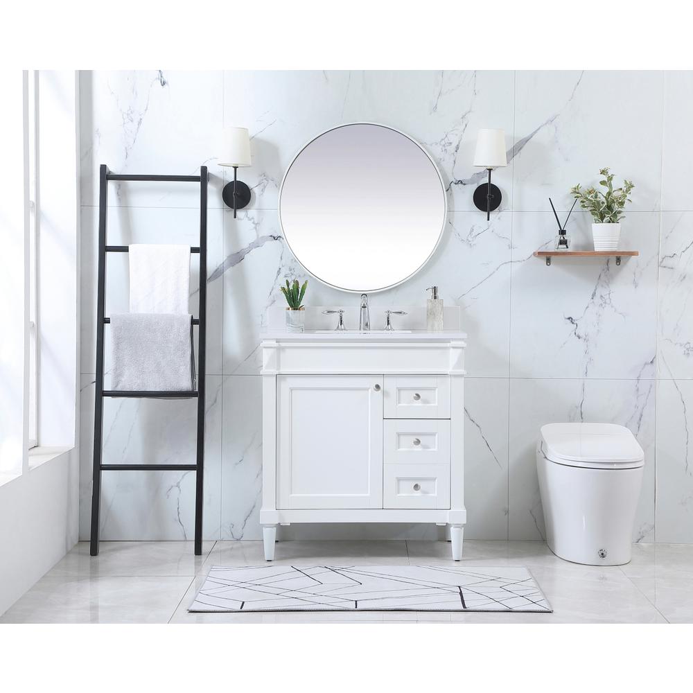 32 inch Single bathroom vanity in white with backsplash. Picture 4