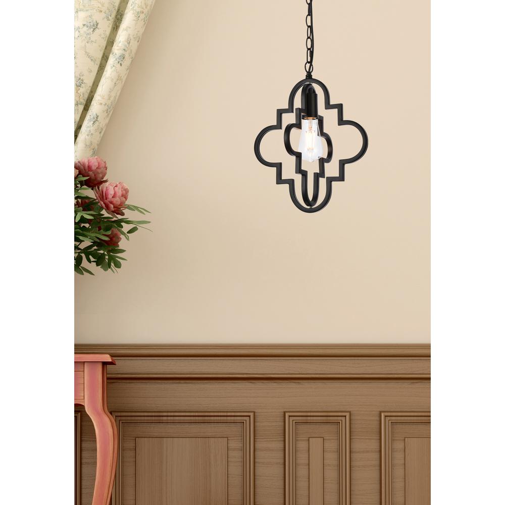 Sandara 1 light pendant in black. Picture 7