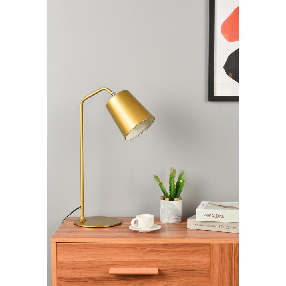 Leroy 1 light brass table lamp. Picture 7