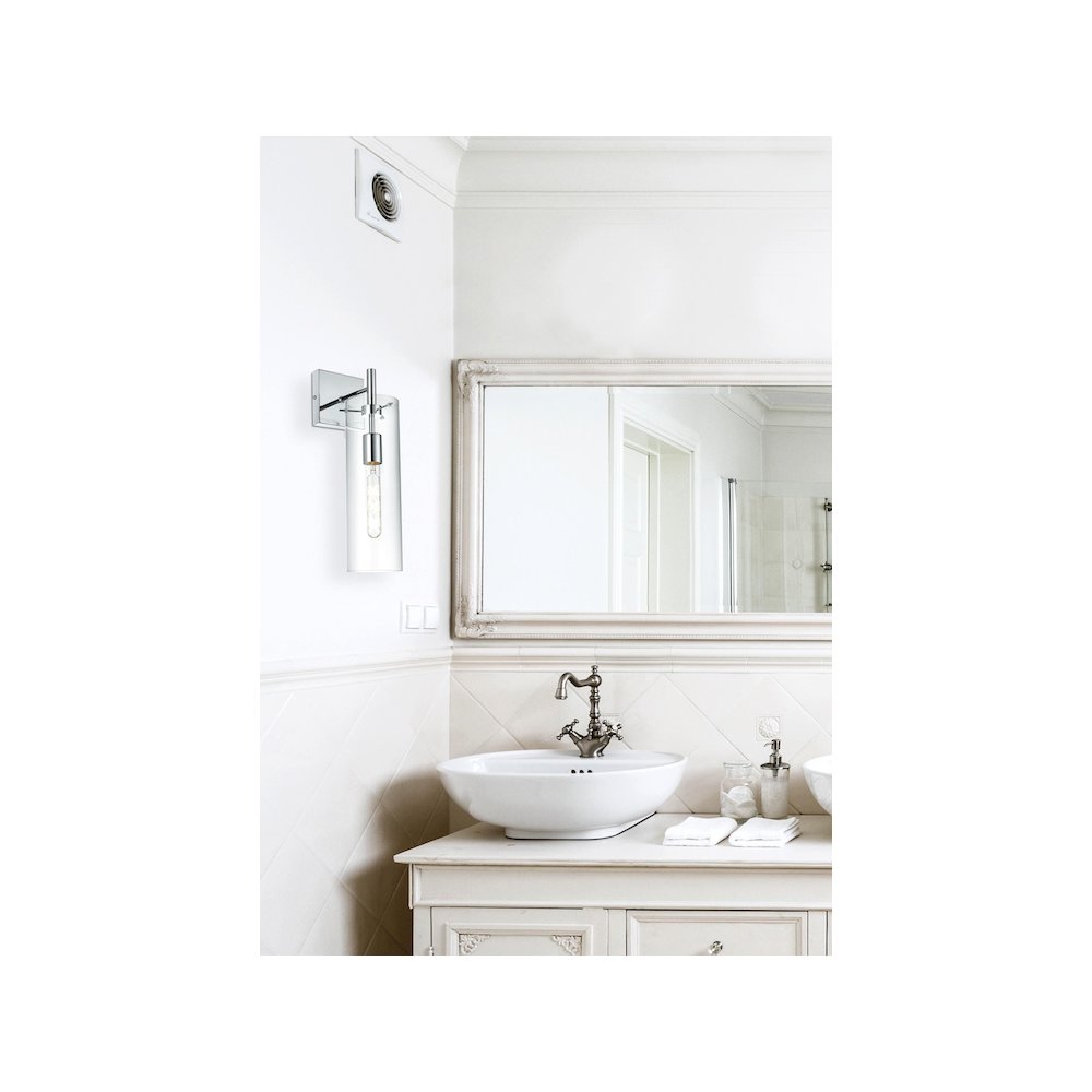 Savant 4.5 Inch Wall Sconce Clear Shade in Chrome. Picture 2