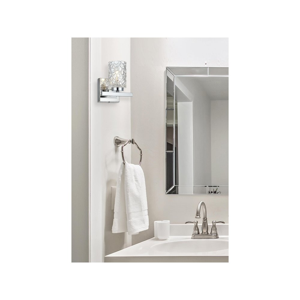 Cassie 7 inch Wall Sconce in Chrome. Picture 2