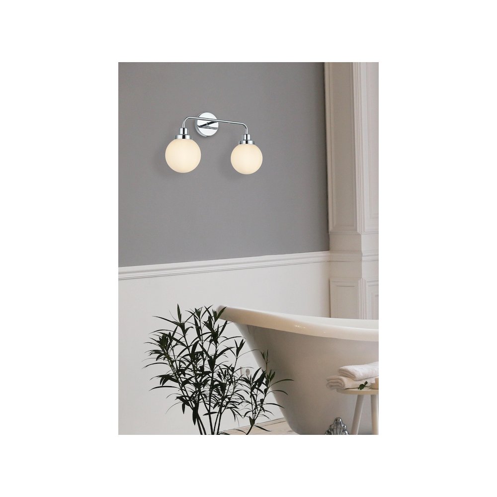 Hanson 19 inch Wall Sconce in Chrome. Picture 2
