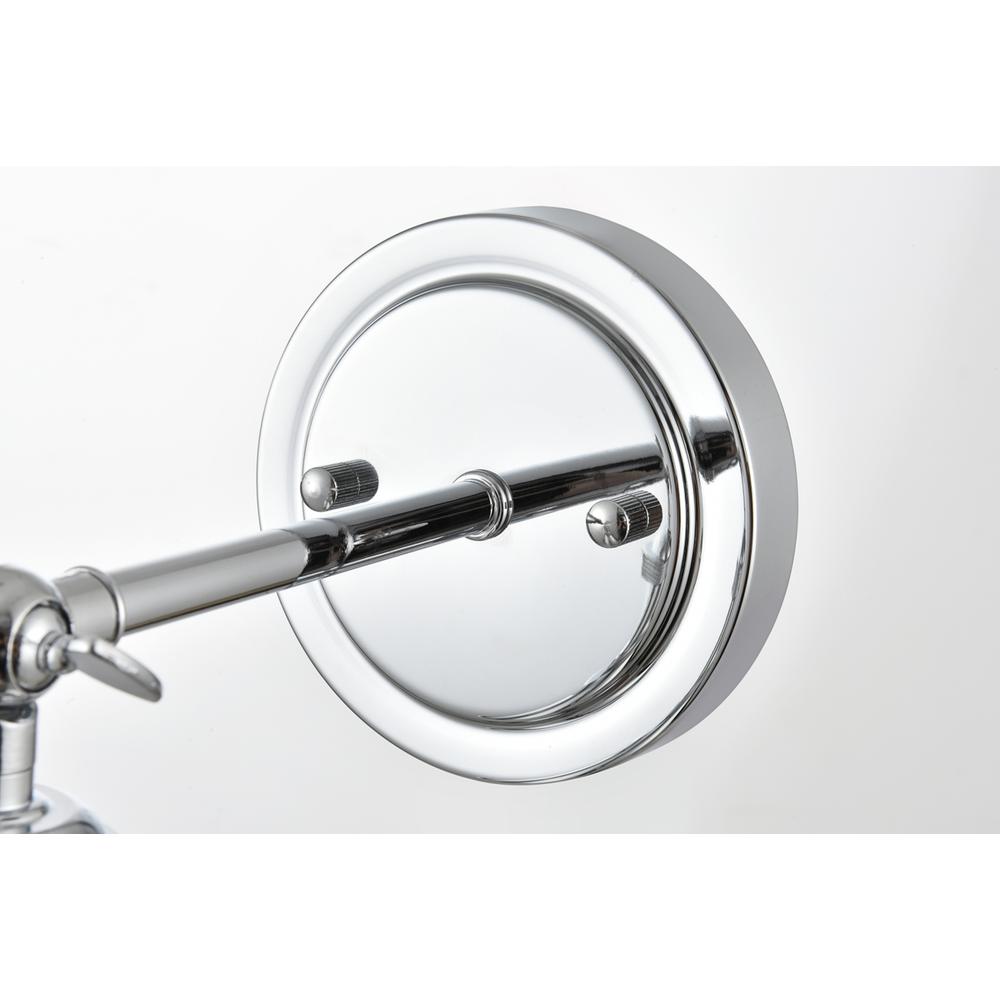 Kai 1 light Chrome and Clear Bath Sconce. Picture 4