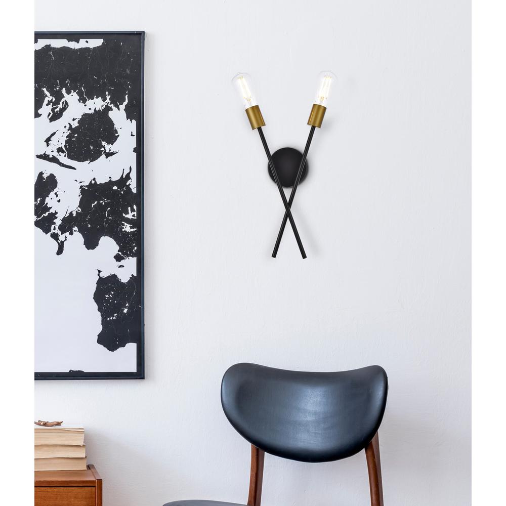 Armin 2 lights wall sconce in black with brass. Picture 6