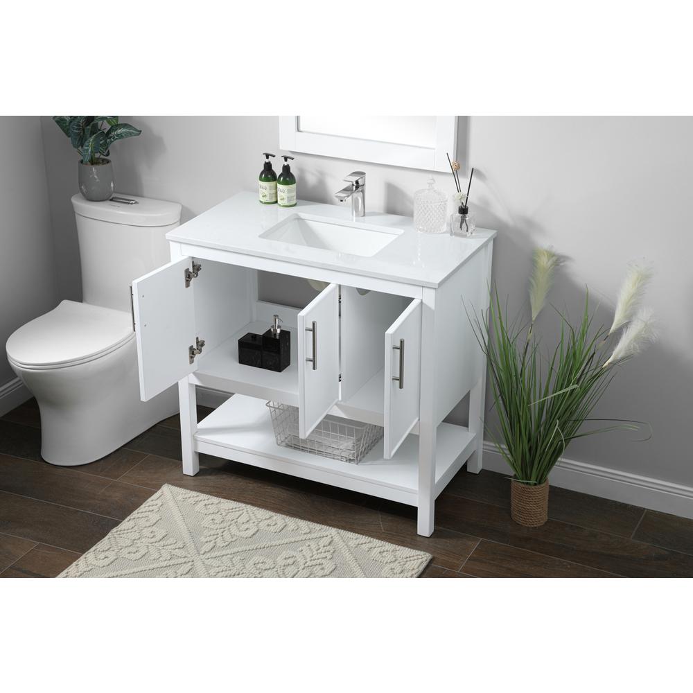 36 Inch SIngle Bathroom Vanity In White. Picture 3