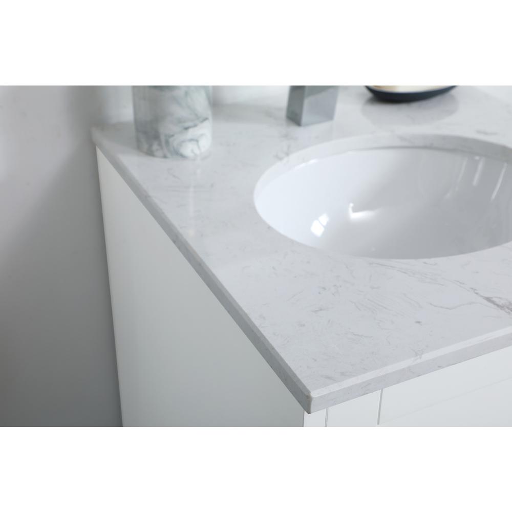 18 inch Single Bathroom Vanity in White. Picture 4