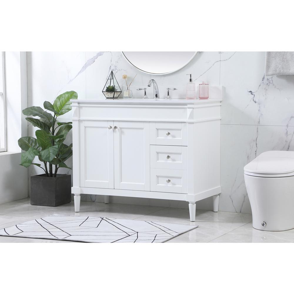 42 inch Single bathroom vanity in white with backsplash. Picture 2