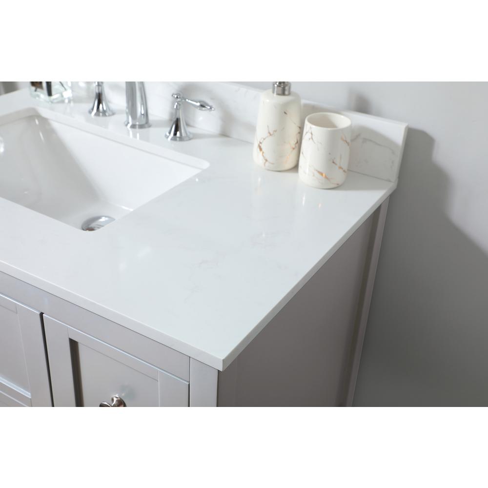 32 inch Single bathroom vanity in grey with backsplash. Picture 5